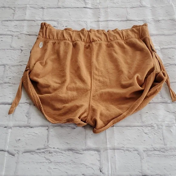 18. Free People Movement Siren Shorts Earth - Picture 3 of 17